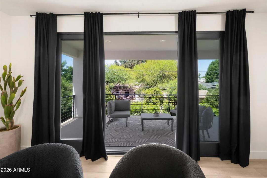 Real Estate Picture 38