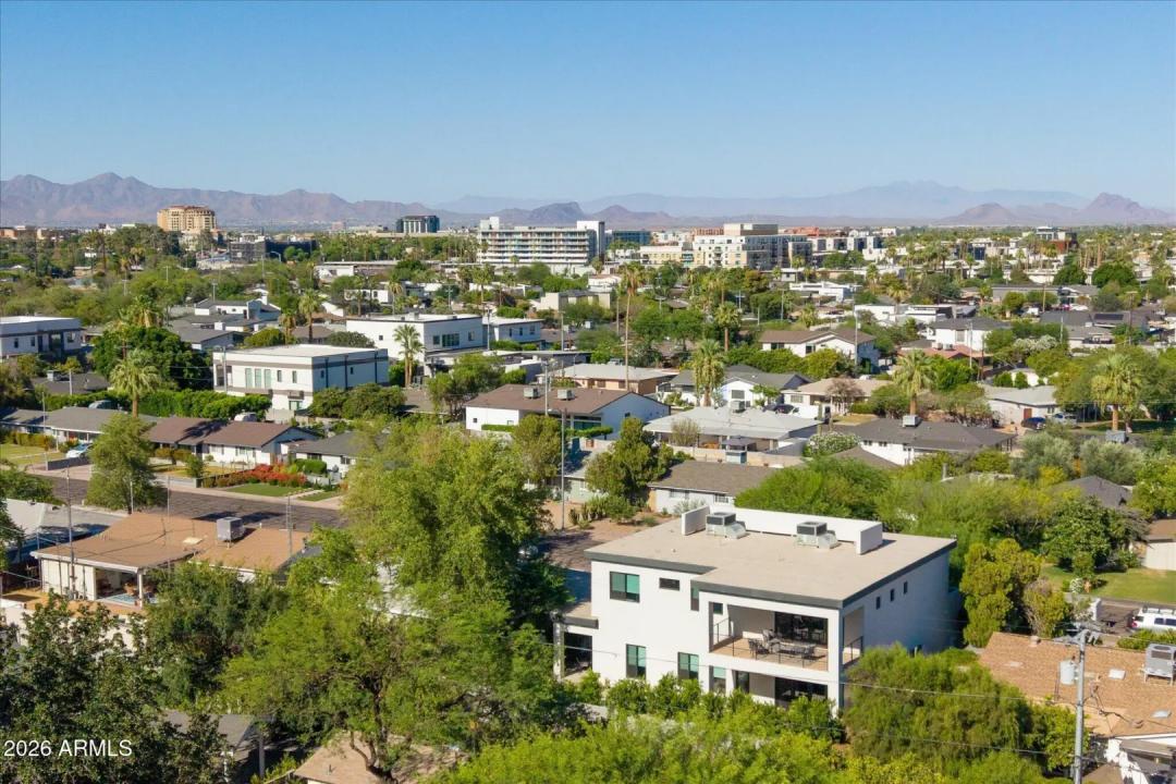 Real Estate Picture 72
