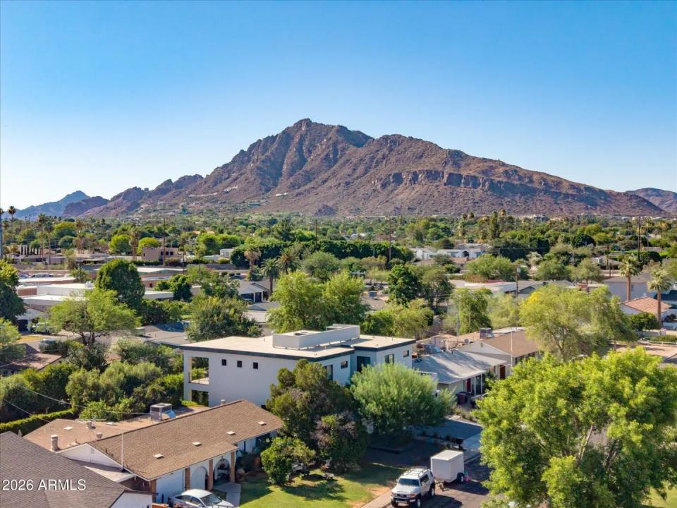 Real Estate Picture 74