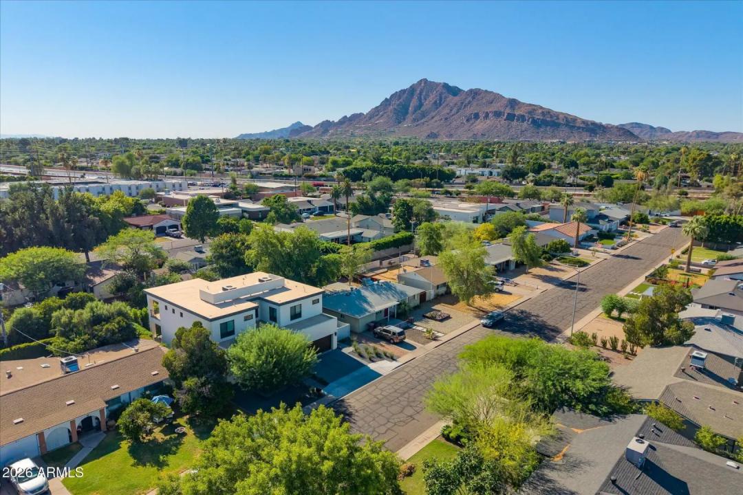 Real Estate Picture 75