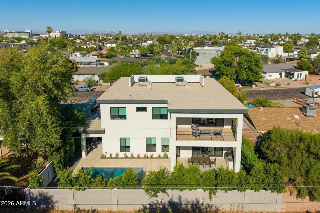 Real Estate Picture 68