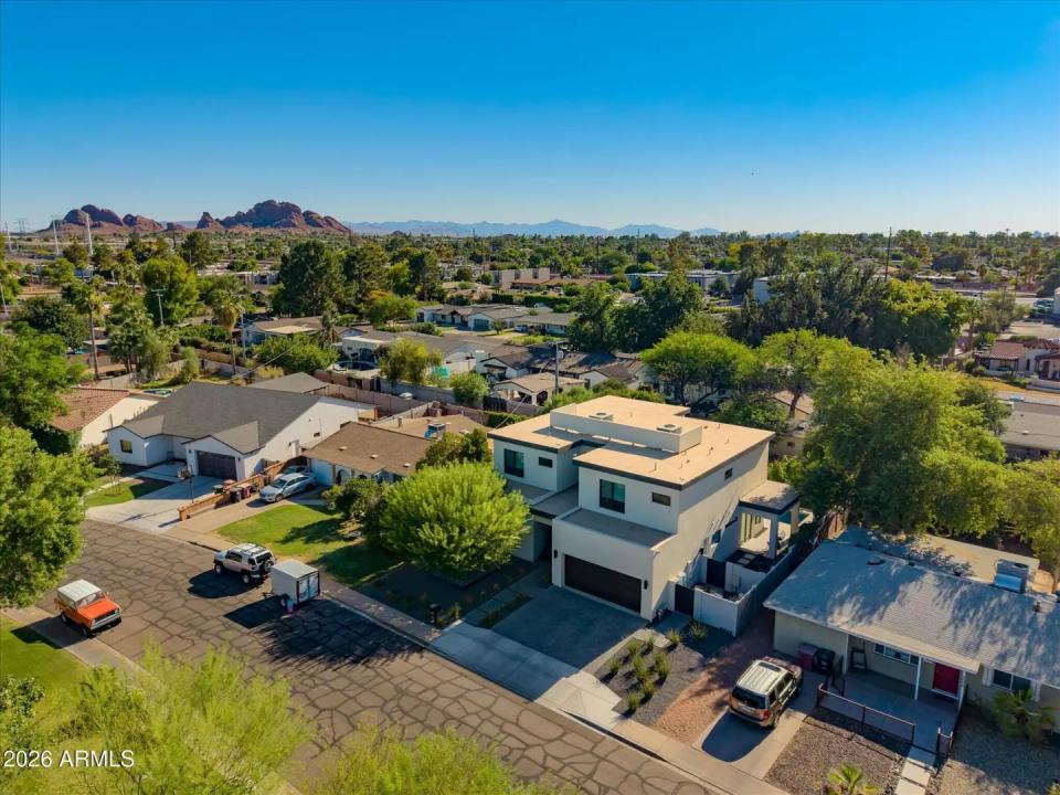 Real Estate Picture 76