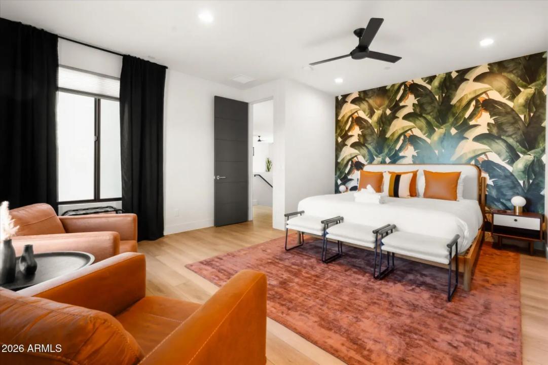 Real Estate Picture 20