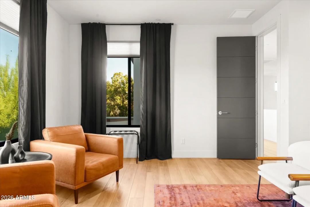 Real Estate Picture 45