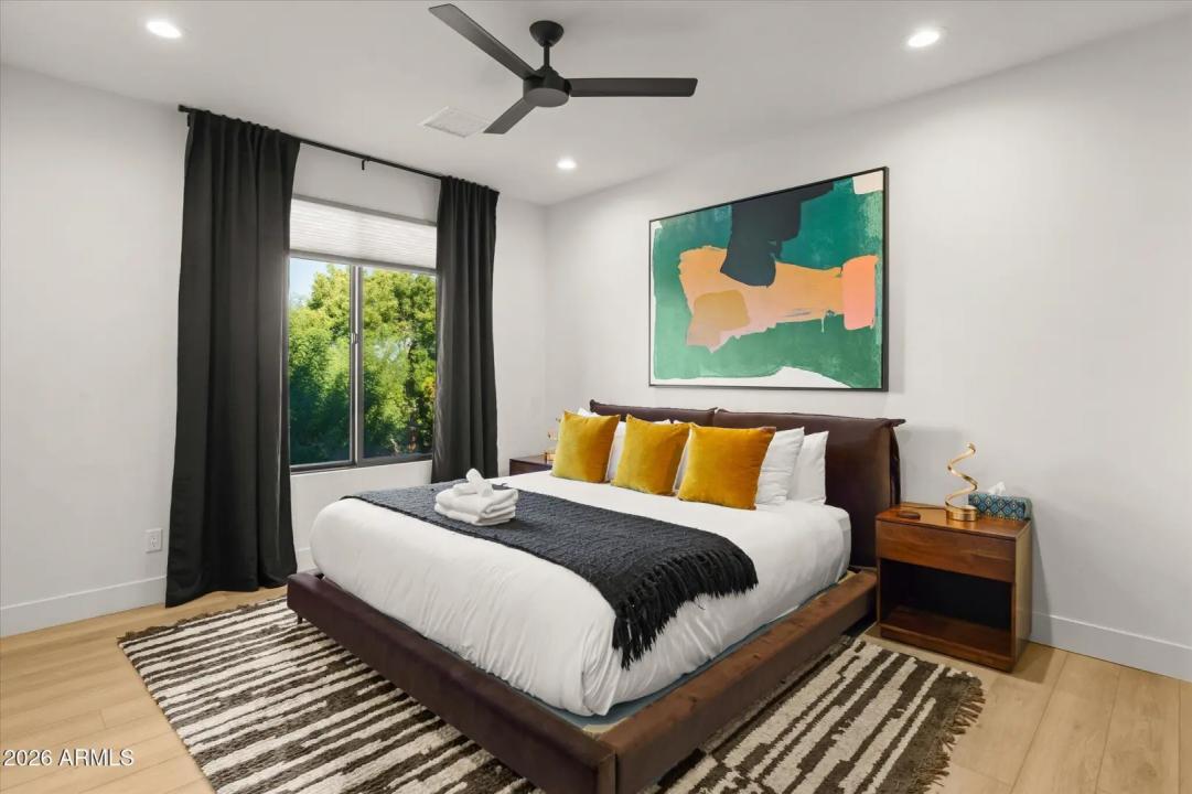 Real Estate Picture 39
