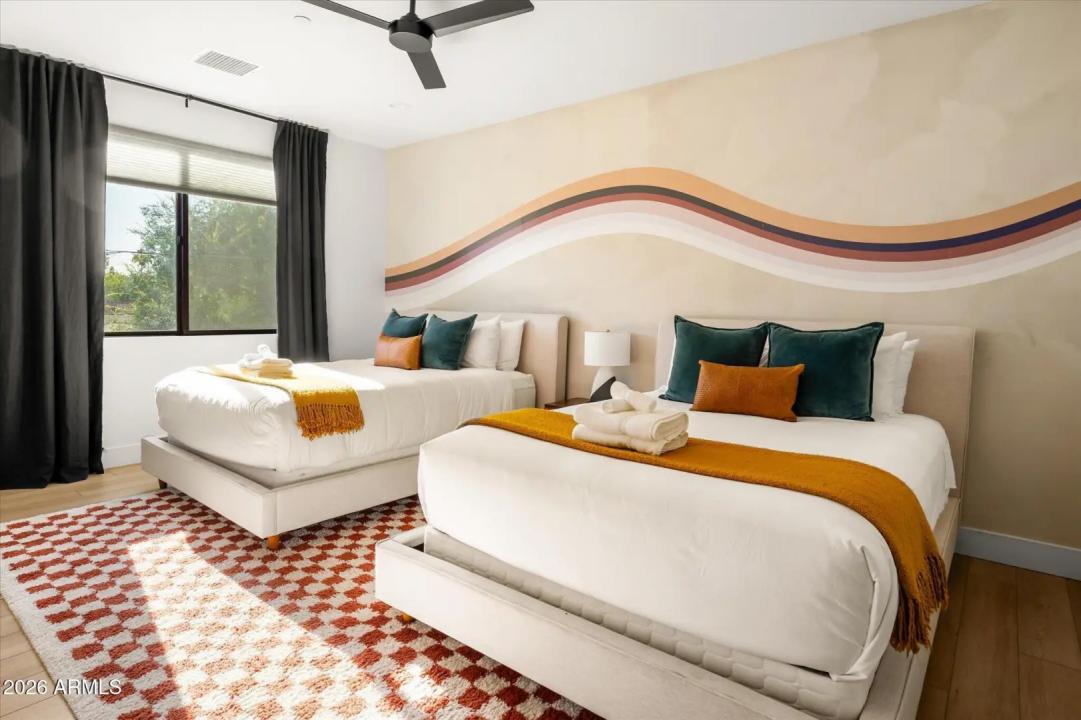 Real Estate Picture 48