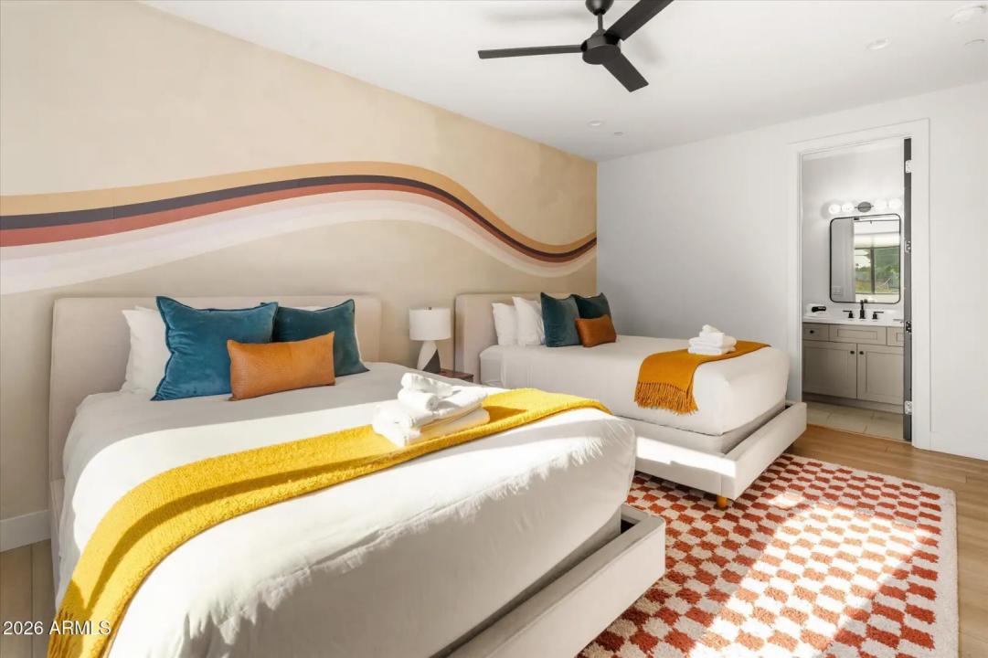 Real Estate Picture 49