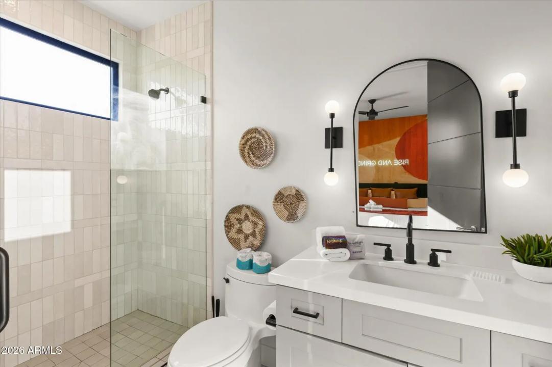 Real Estate Picture 52