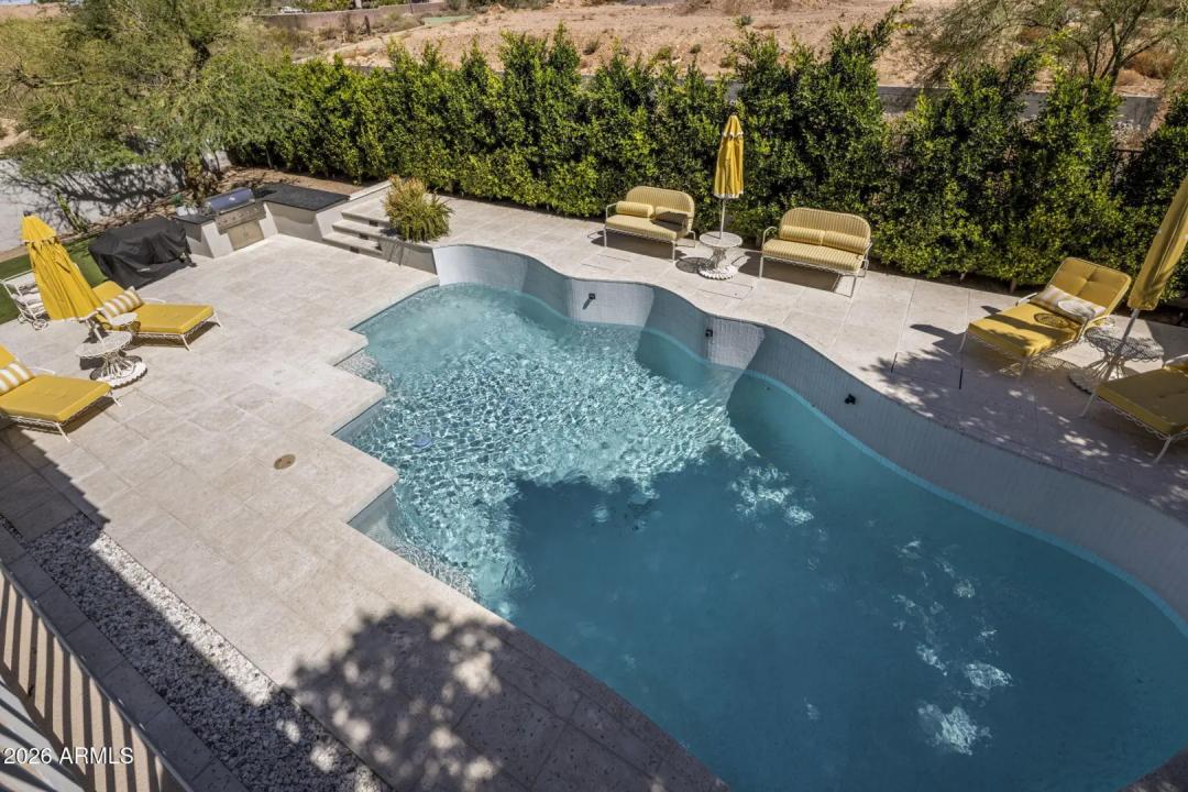 Real Estate Picture 33
