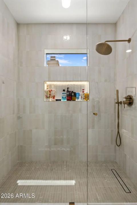 Real Estate Picture 22