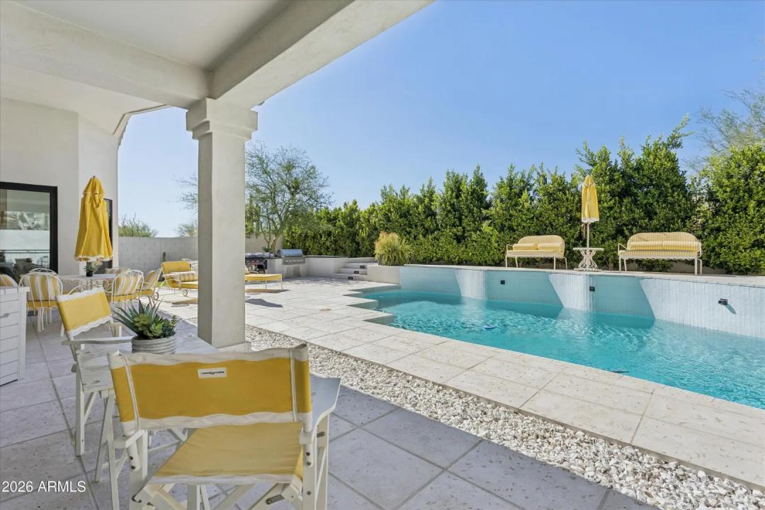 Real Estate Picture 35