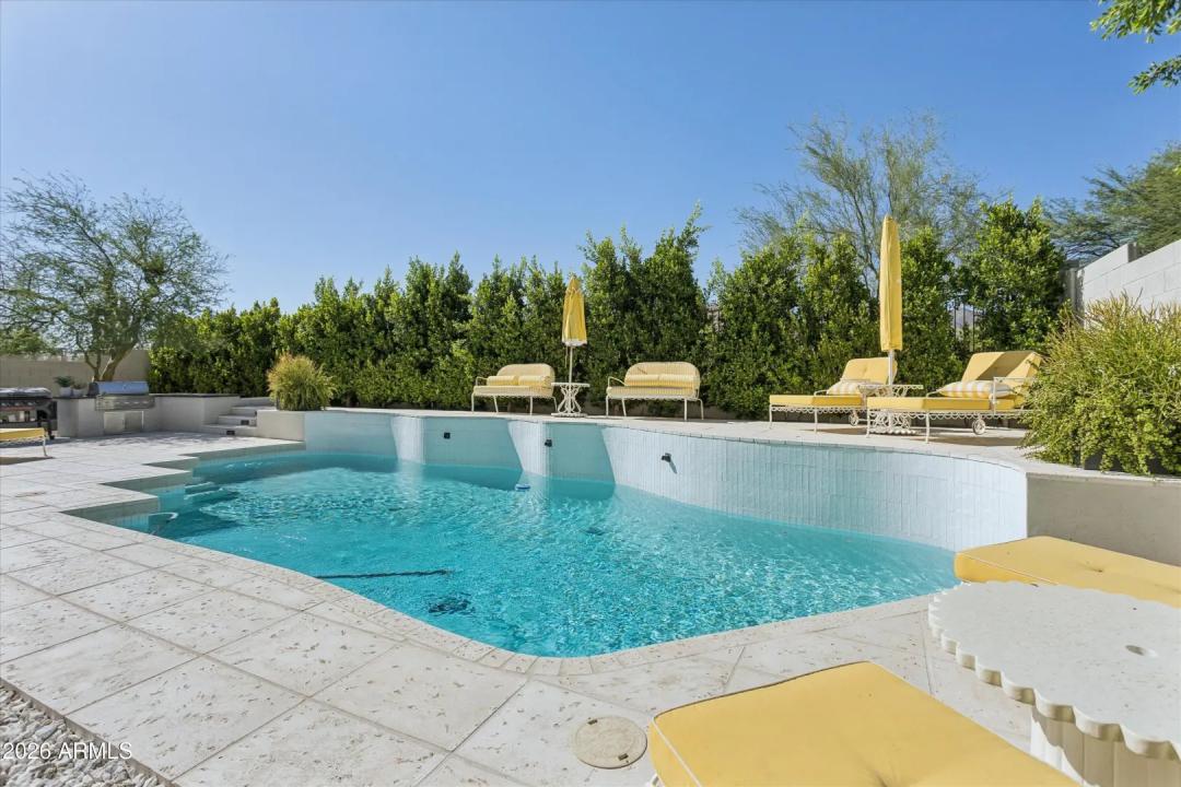 Real Estate Picture 40