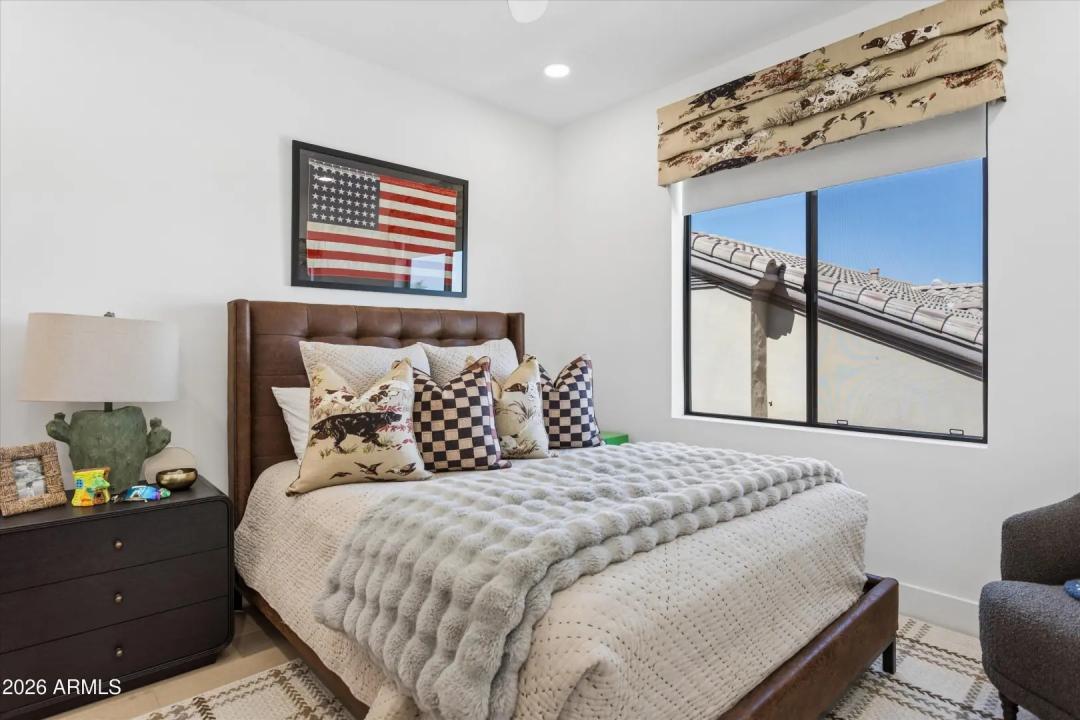 Real Estate Picture 29