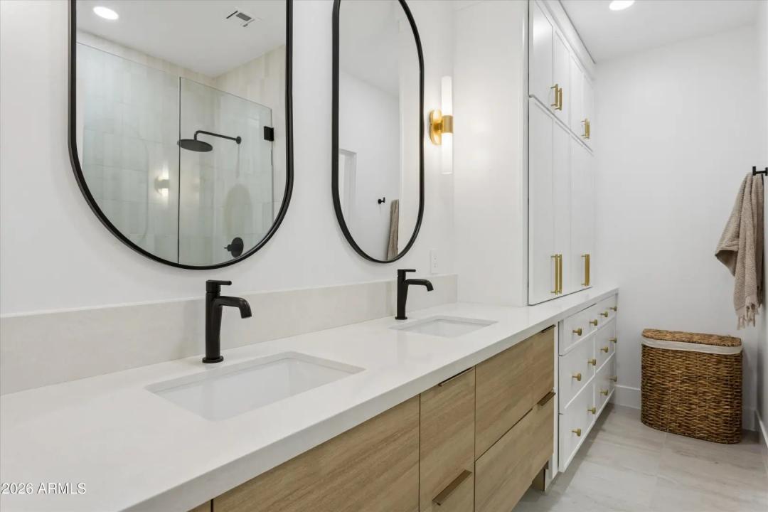Real Estate Picture 31