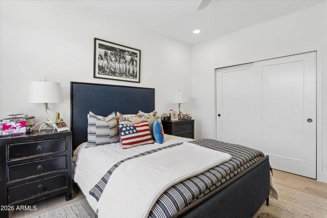 Real Estate Picture 32