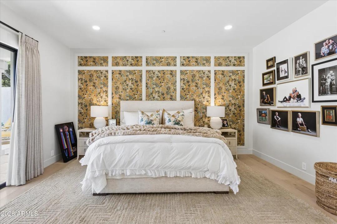 Real Estate Picture 17