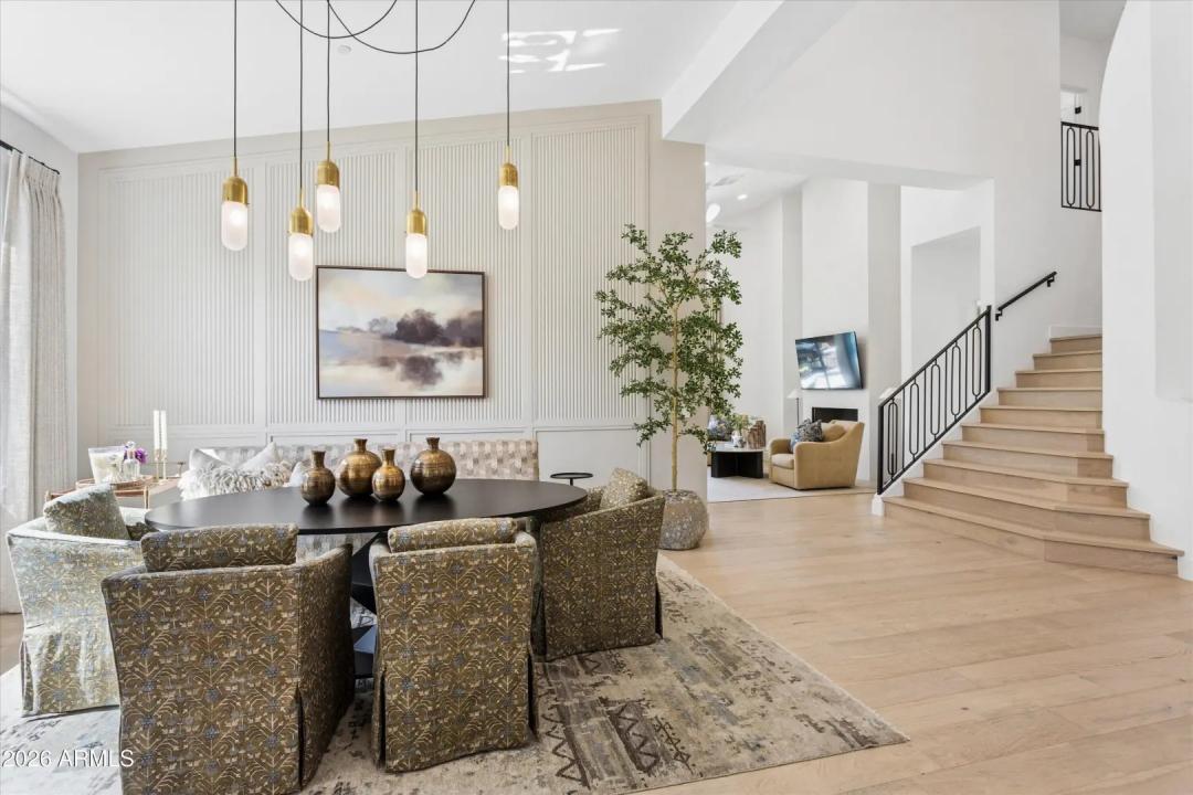 Real Estate Picture 15