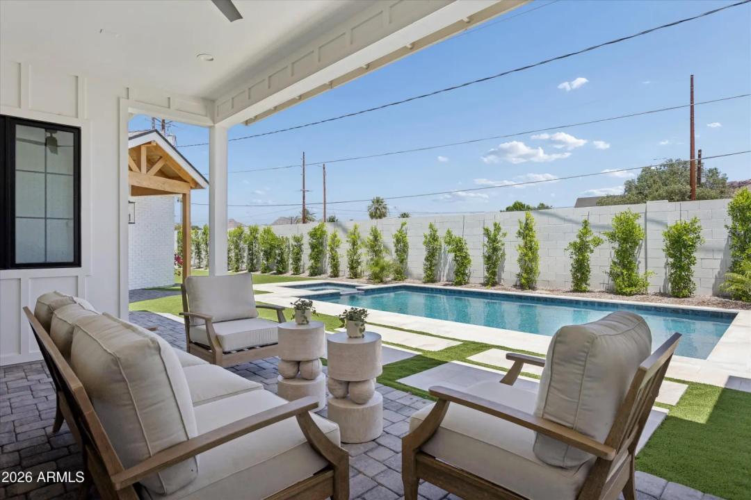 Real Estate Picture 44