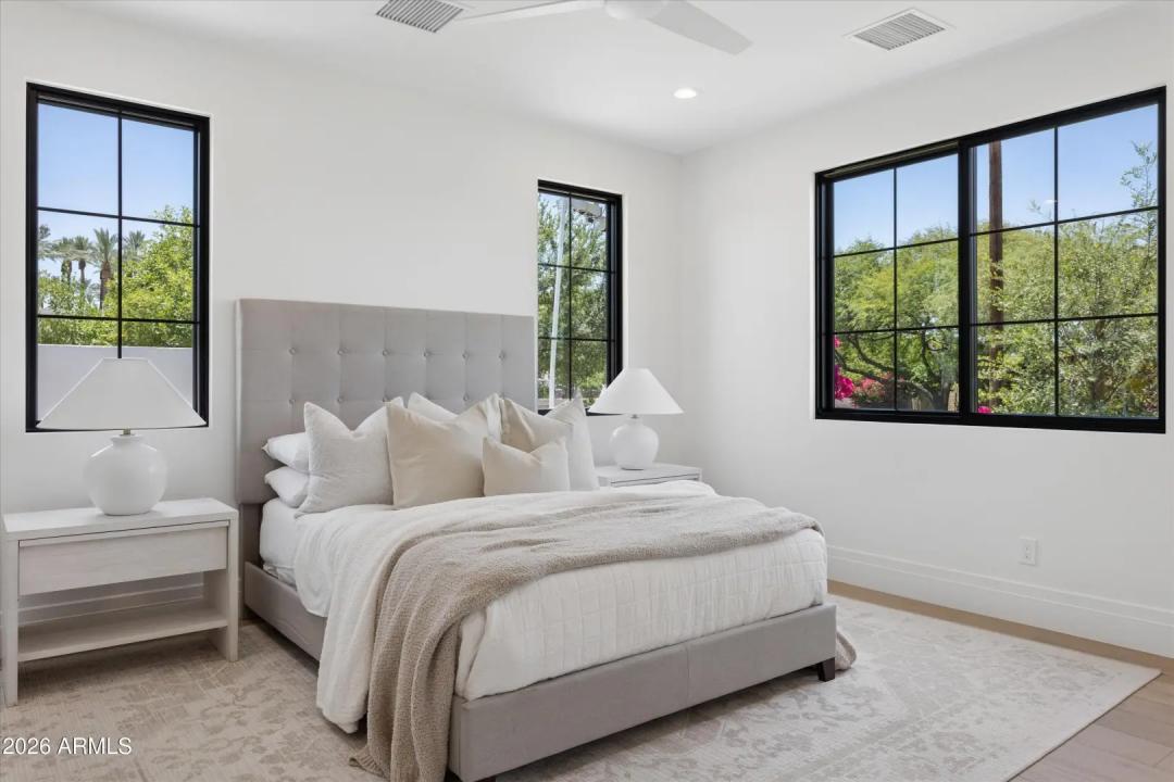 Real Estate Picture 34