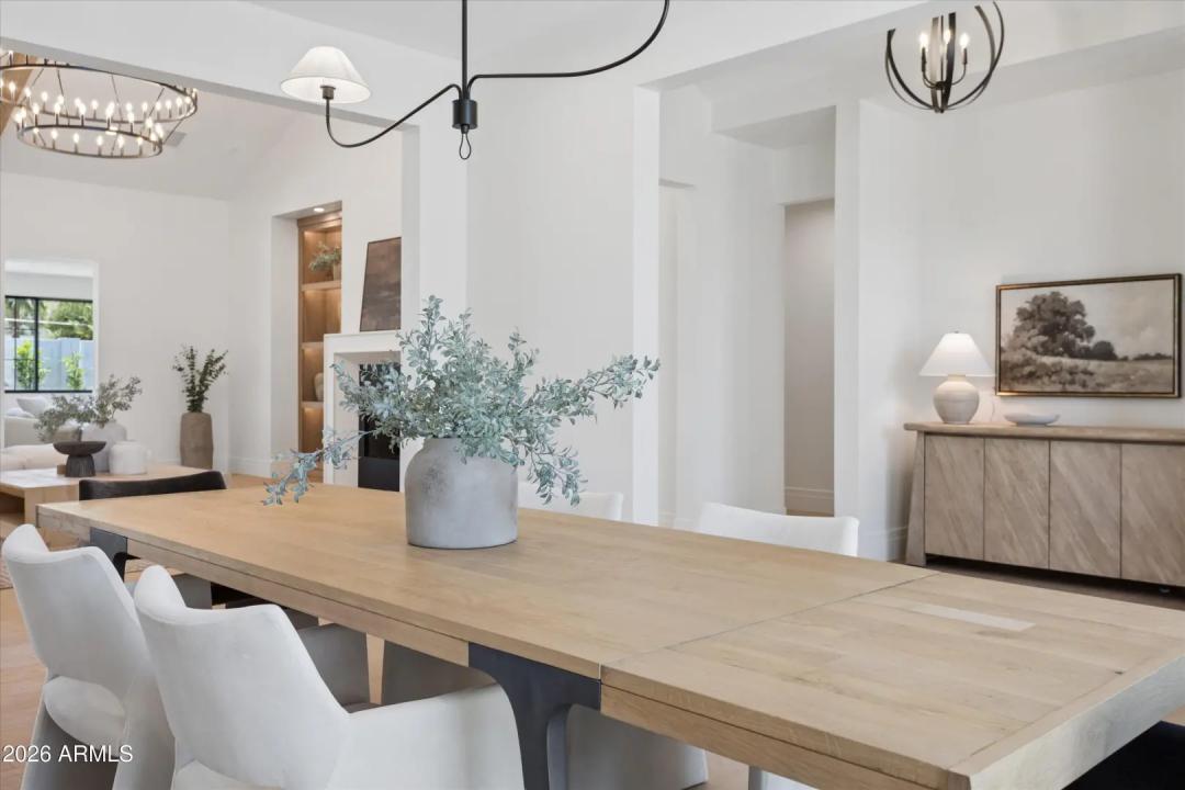 Real Estate Picture 17