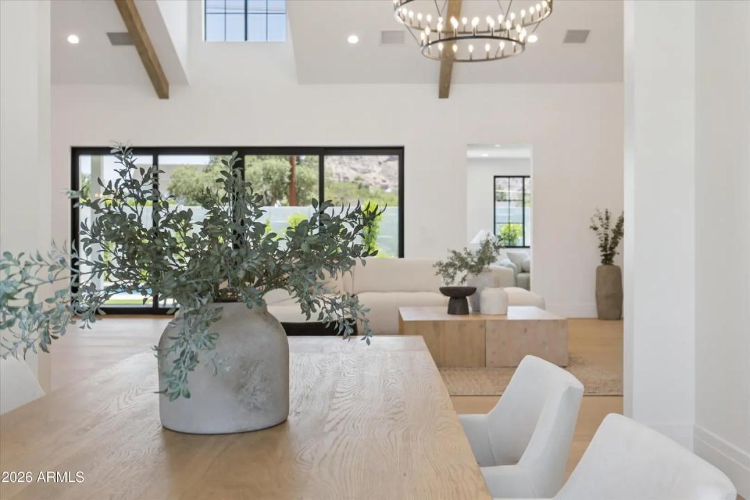 Real Estate Picture 19