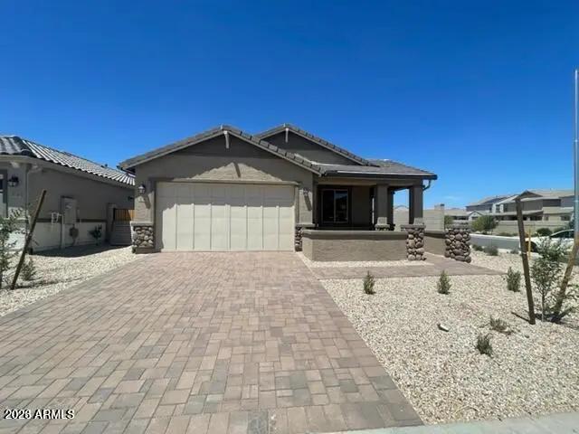 8746 W SAN JUAN Avenue Glendale AZ 85305