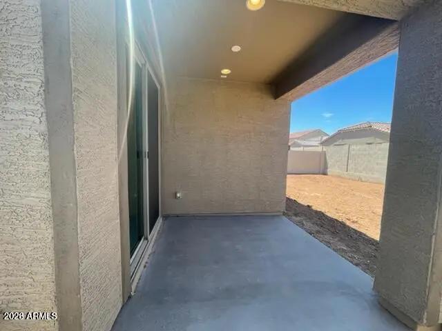 Real Estate Picture 25