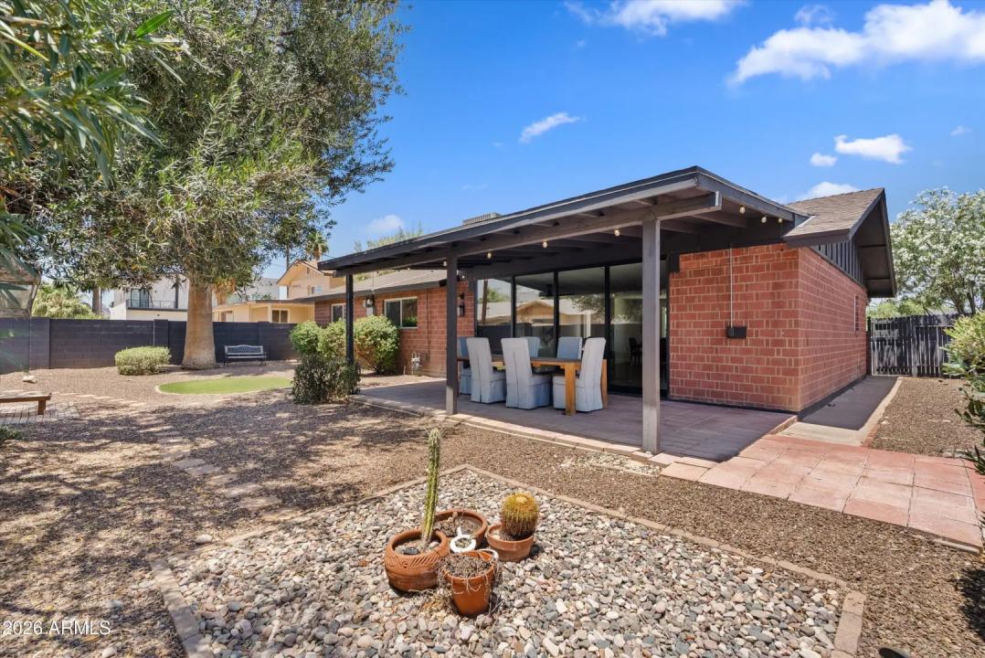 Real Estate Picture 25