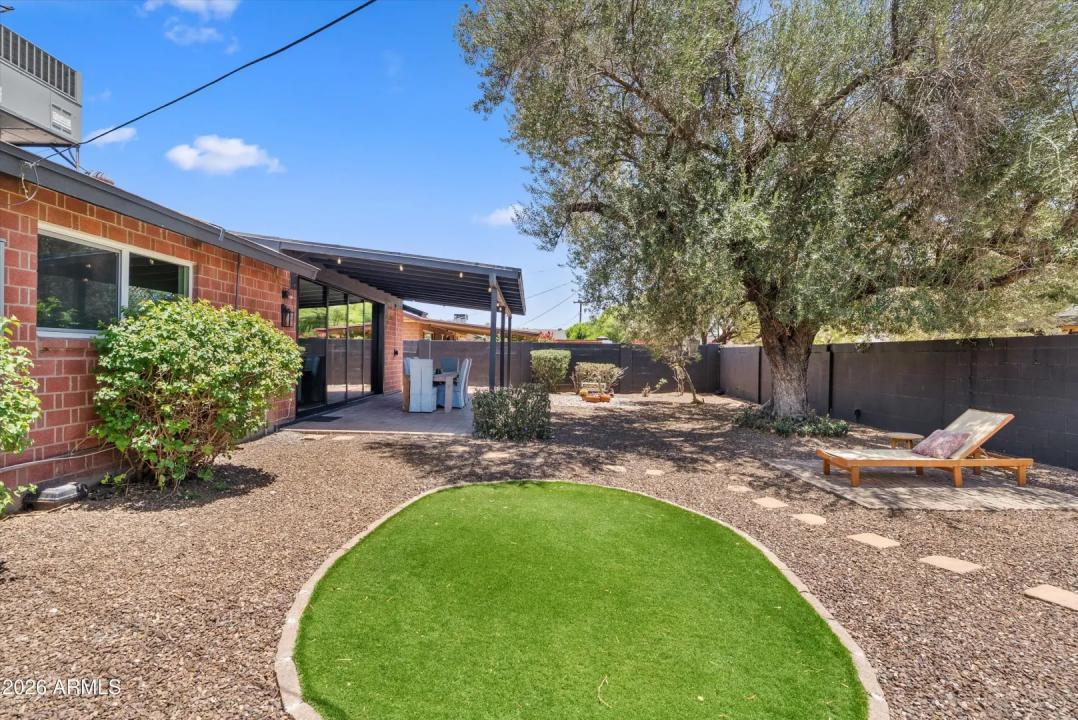 Real Estate Picture 27