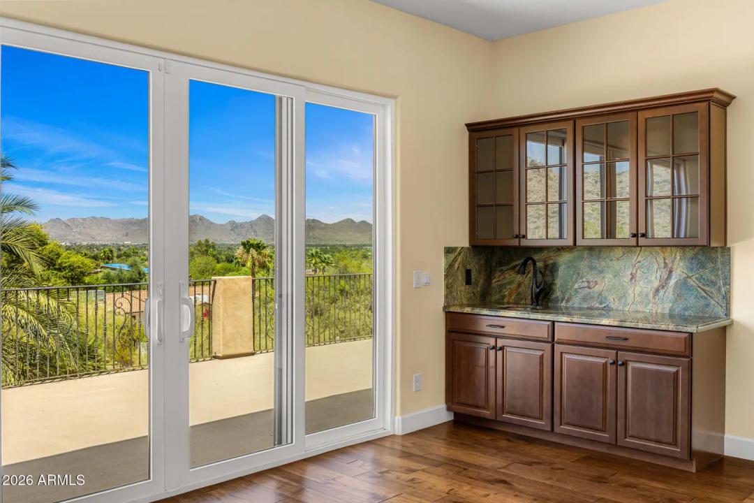 Real Estate Picture 20