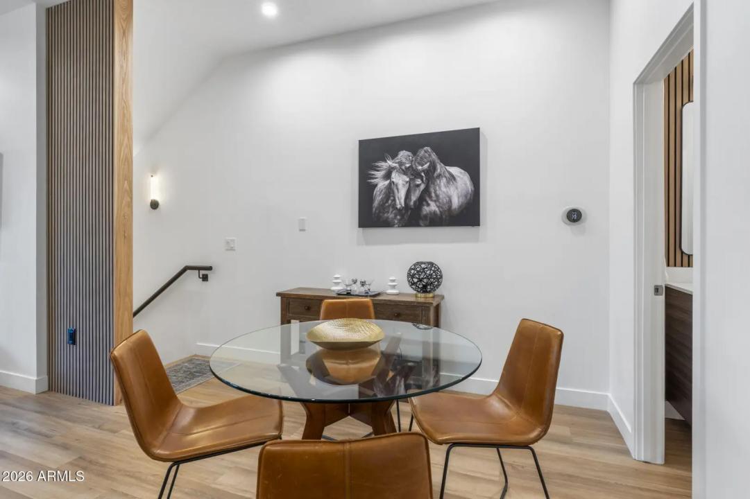 Real Estate Picture 15