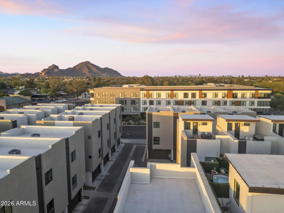 Real Estate Picture 40