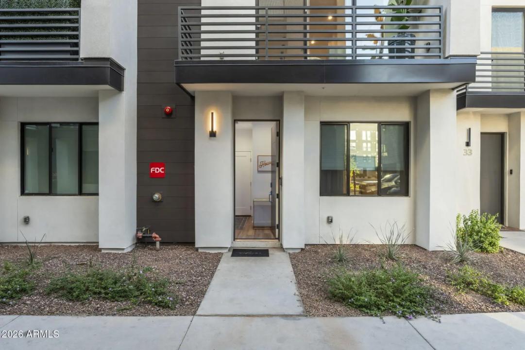 Real Estate Picture 43