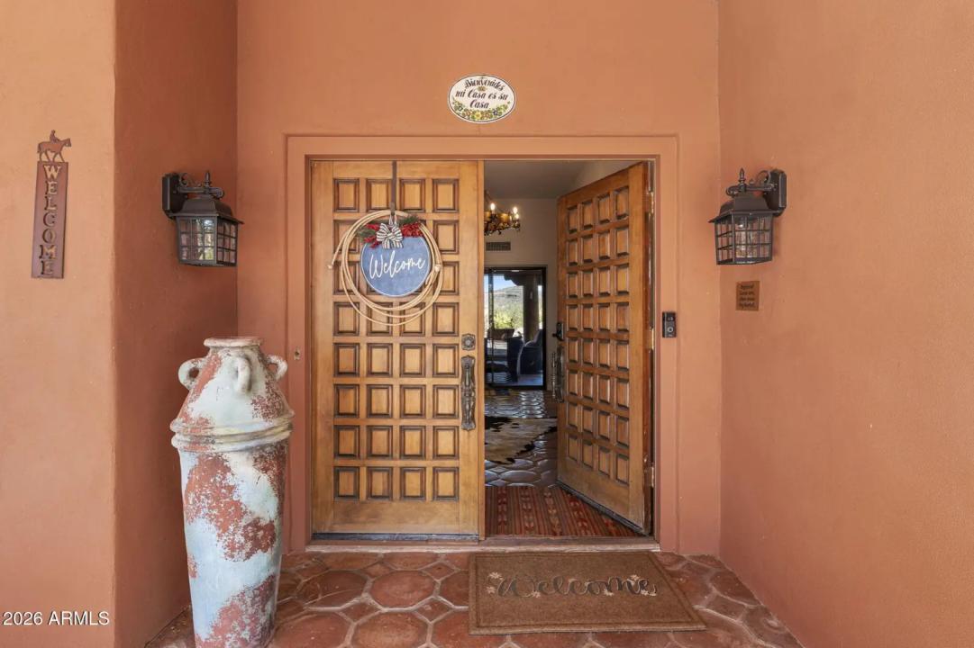 Real Estate Picture 8