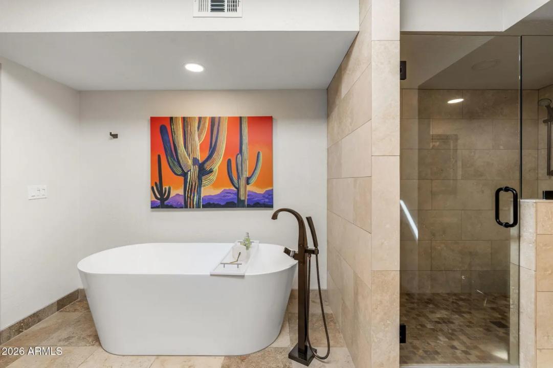 Real Estate Picture 25