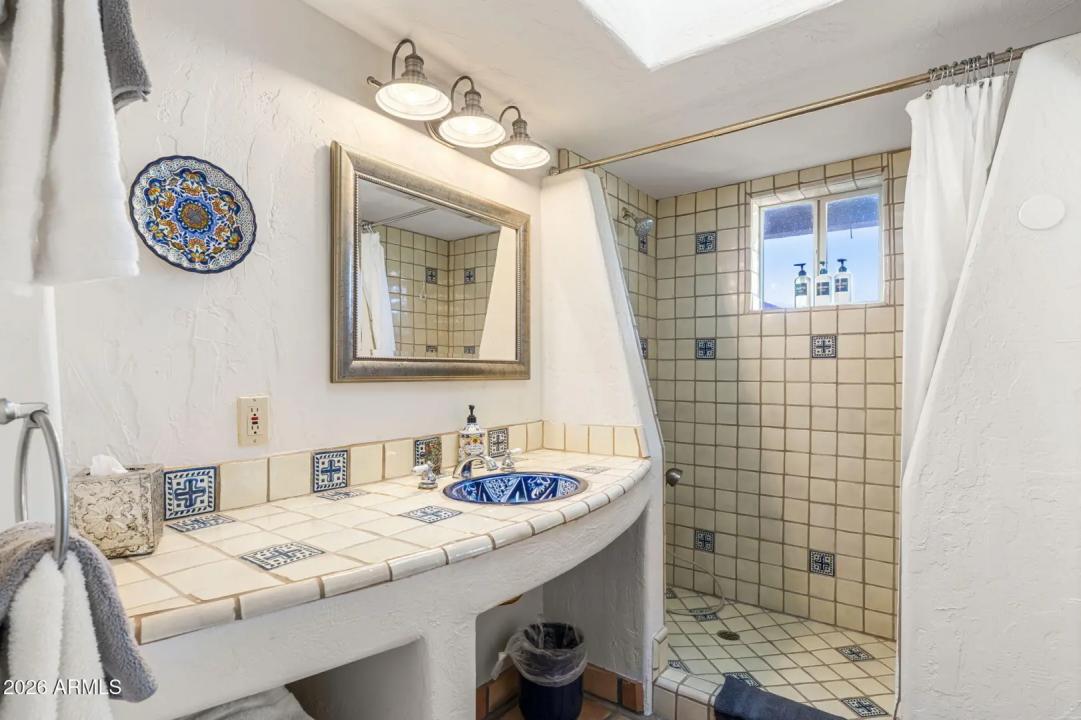 Real Estate Picture 40