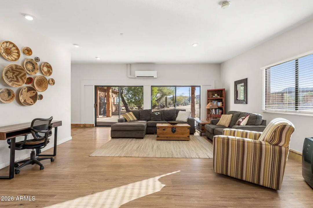 Real Estate Picture 27