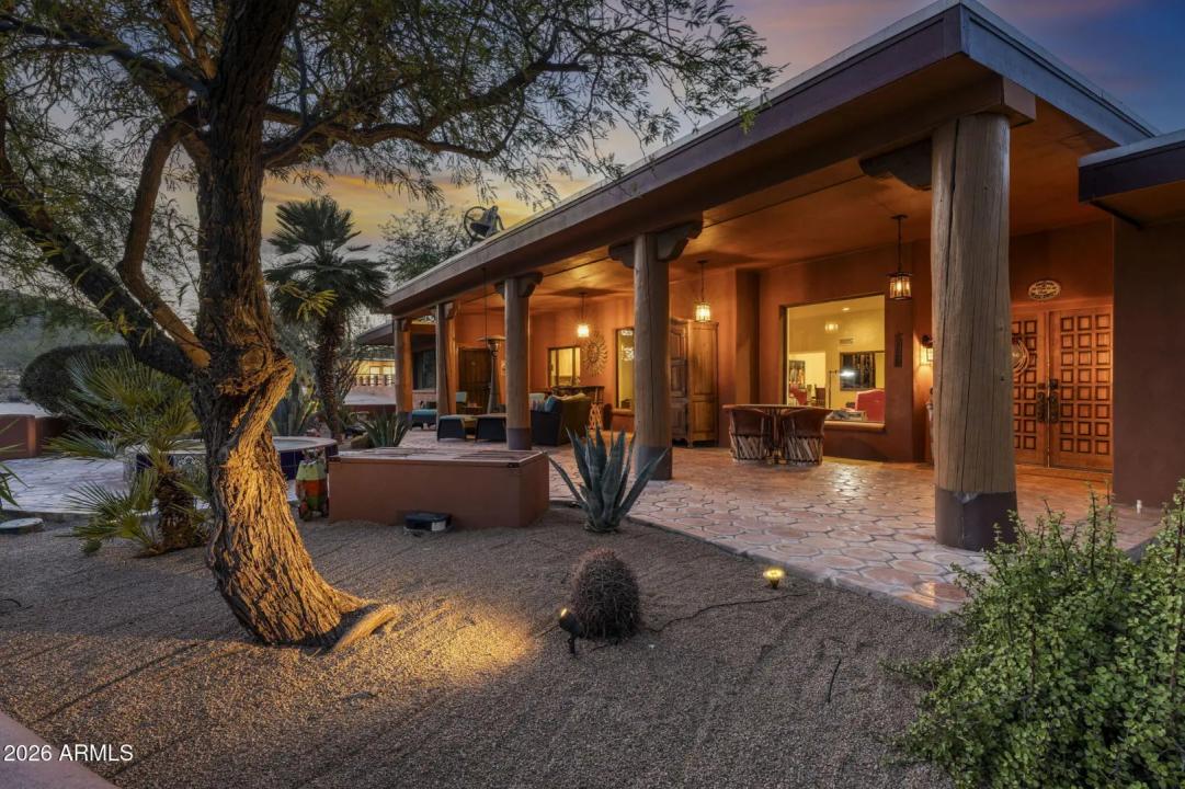 Real Estate Picture 4