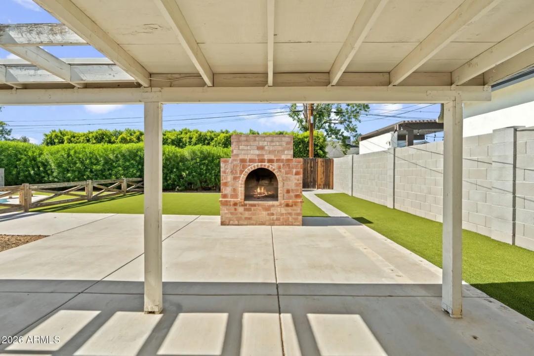 Real Estate Picture 34