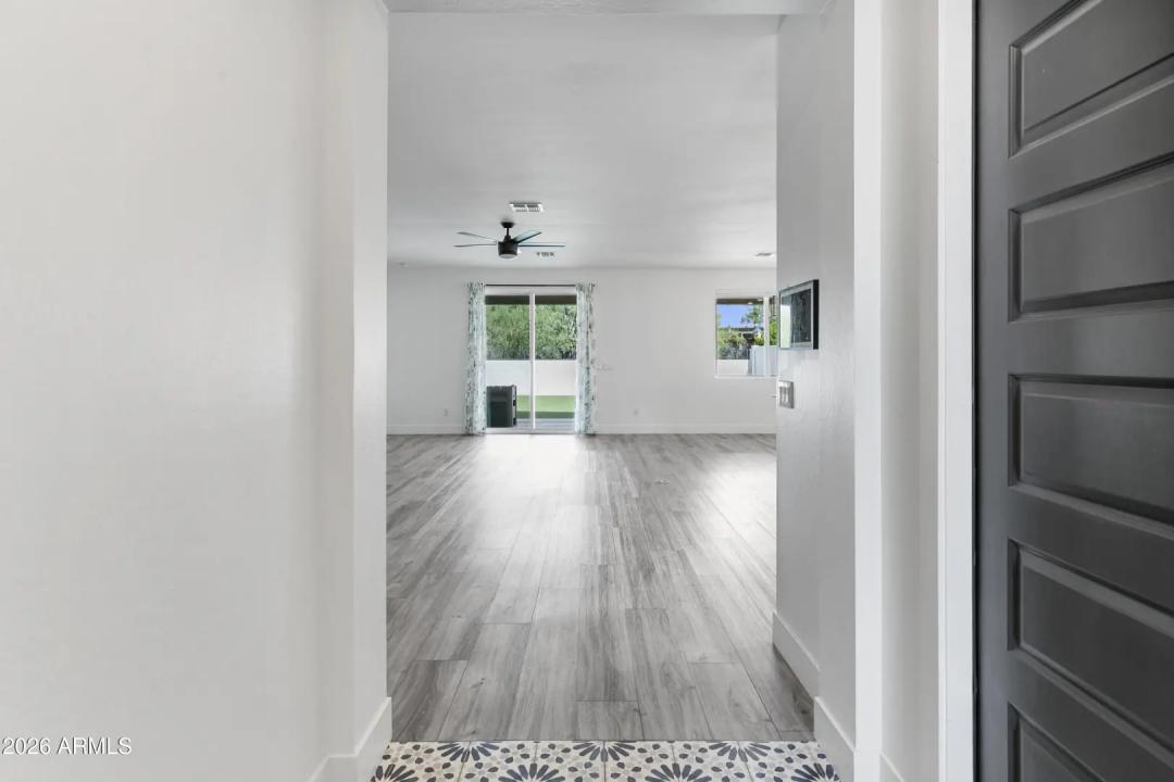 Real Estate Picture 2