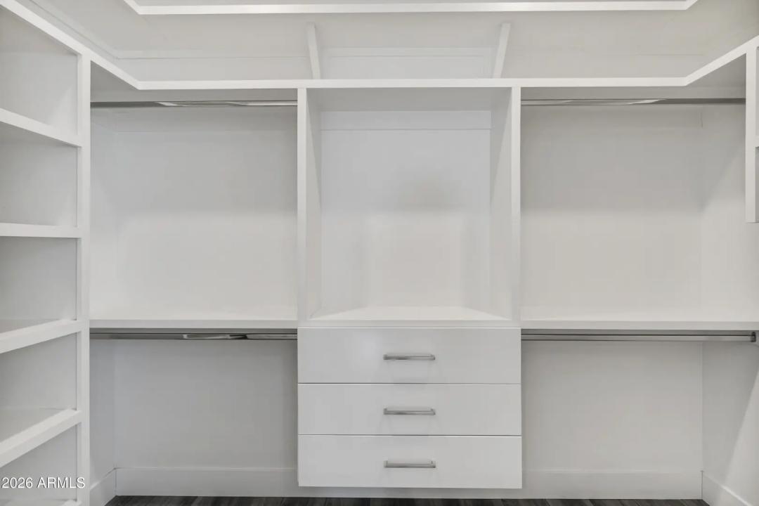 Real Estate Picture 26
