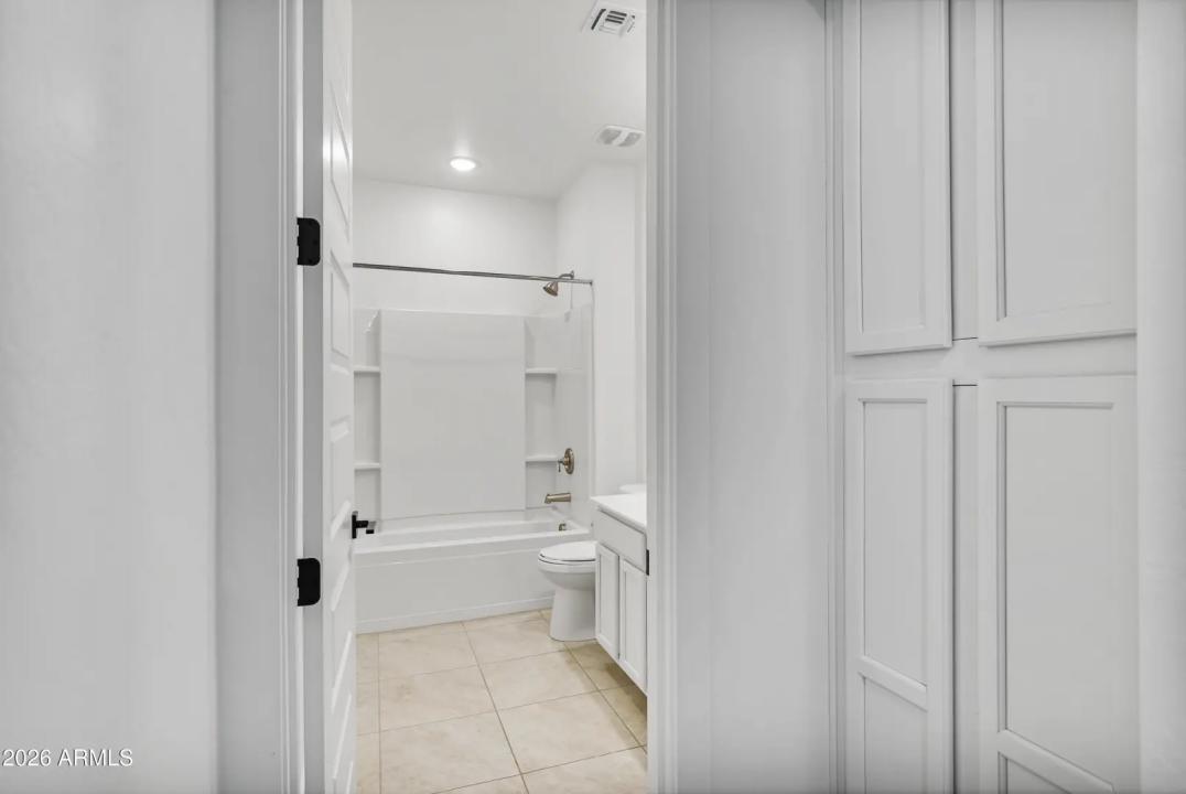 Real Estate Picture 27