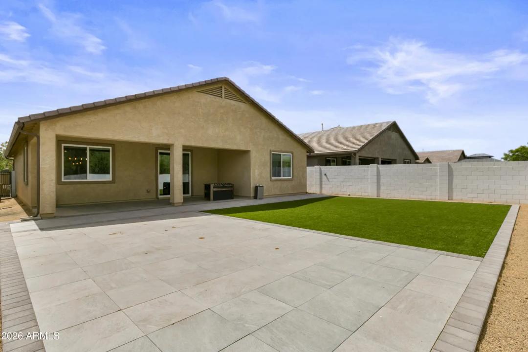 Real Estate Picture 39