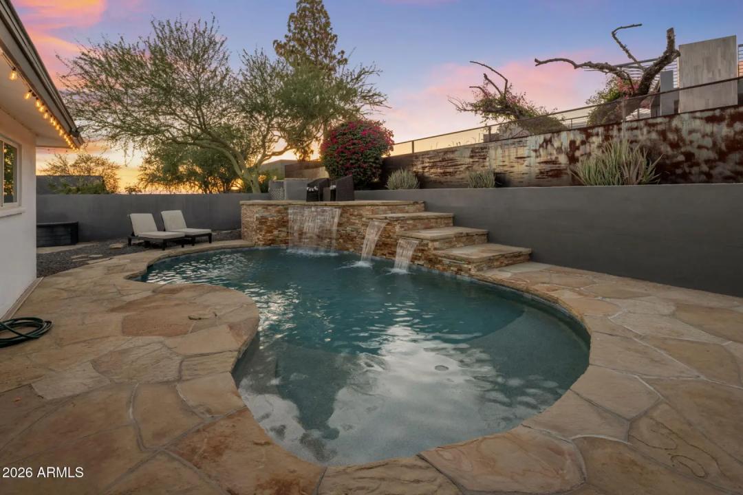 Real Estate Picture 40