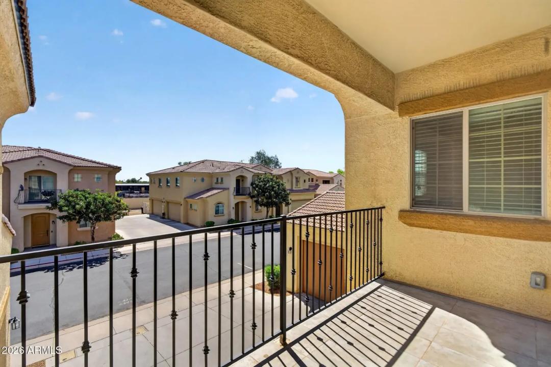 Real Estate Picture 28