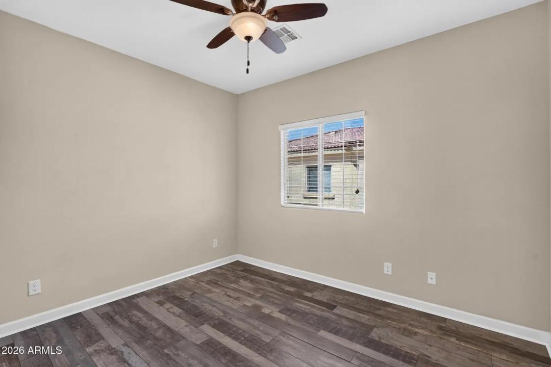 Real Estate Picture 21