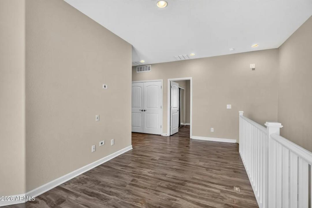 Real Estate Picture 26