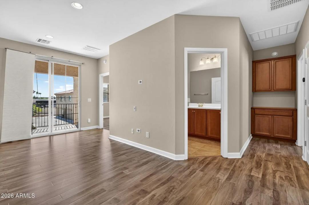 Real Estate Picture 27