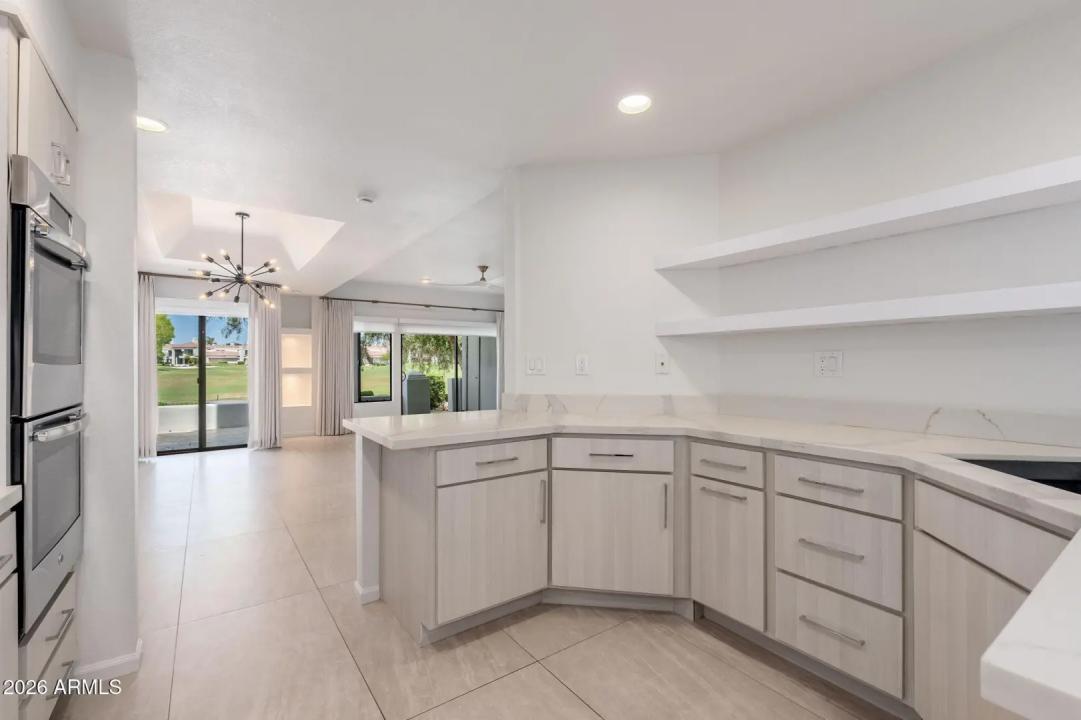 Real Estate Picture 7