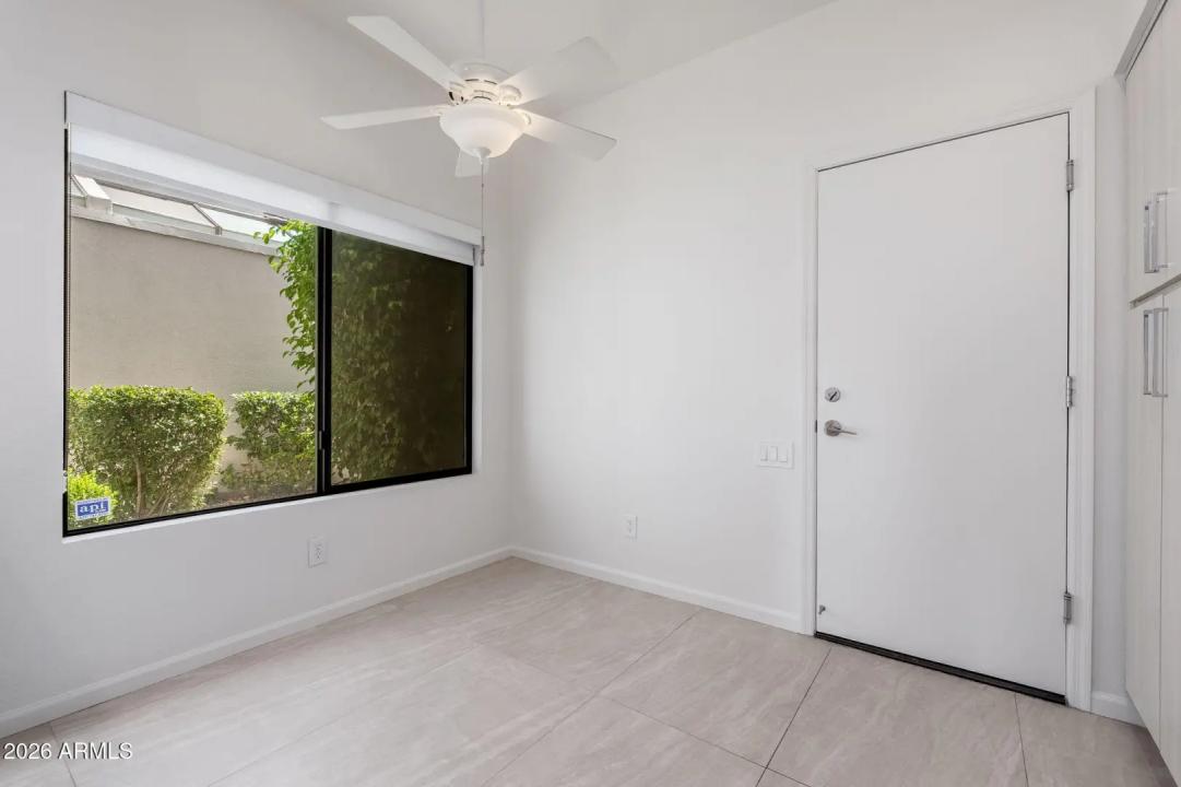 Real Estate Picture 10